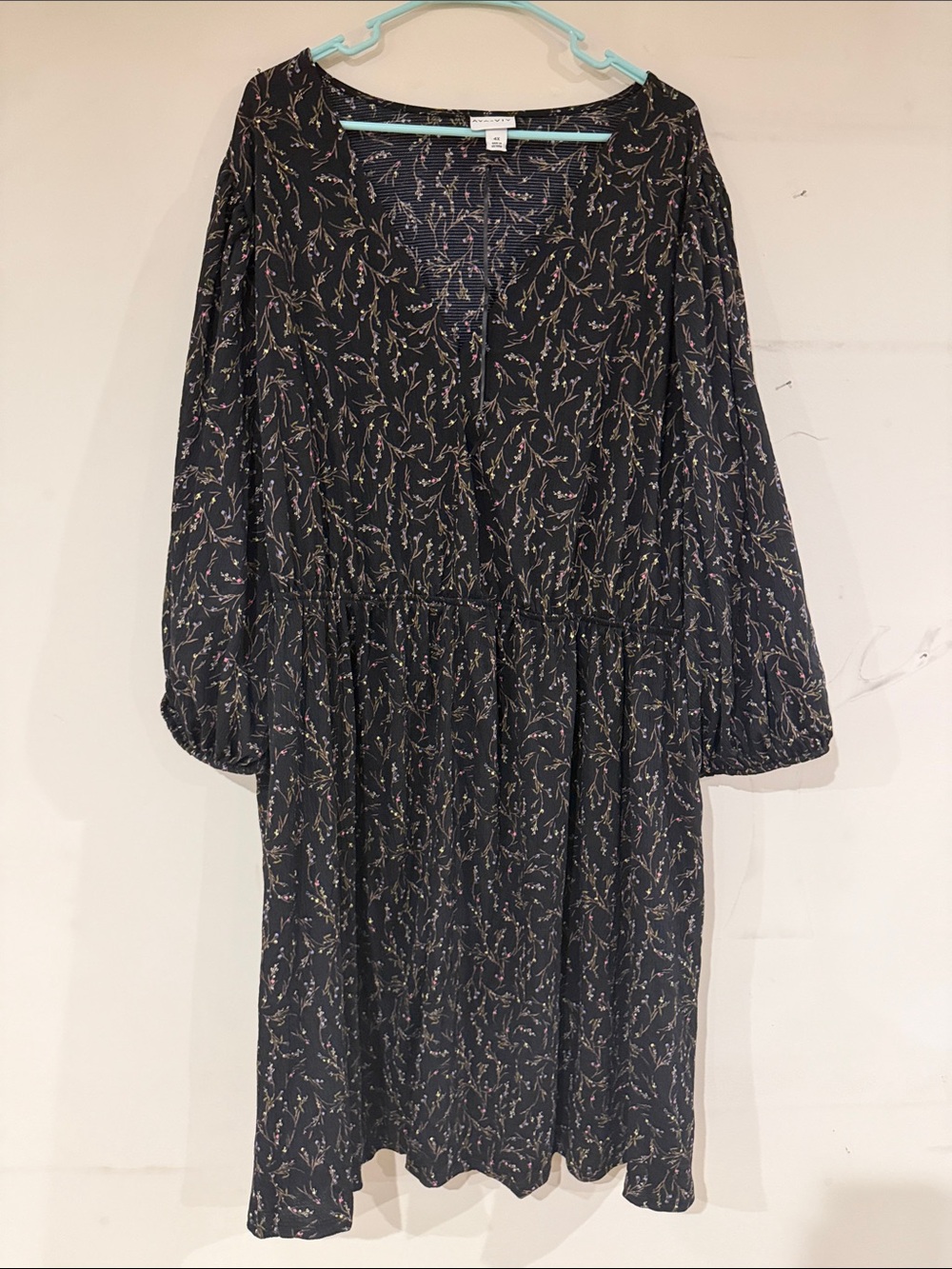 Ava & Viv Black Floral Long Sleeve Smocked Waist Dress